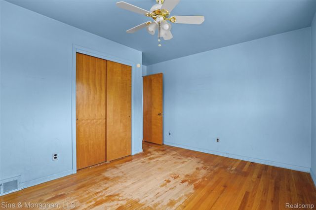 14302 Winston Avenue, Redford Charter Township, MI 48239