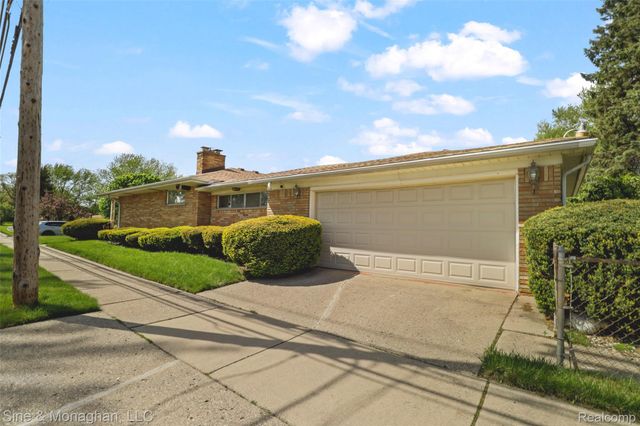 14302 Winston Avenue, Redford Charter Township, MI 48239