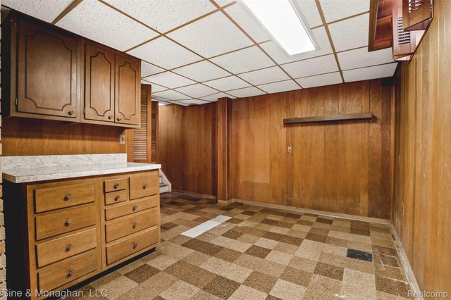 14302 Winston Avenue, Redford Charter Township, MI 48239