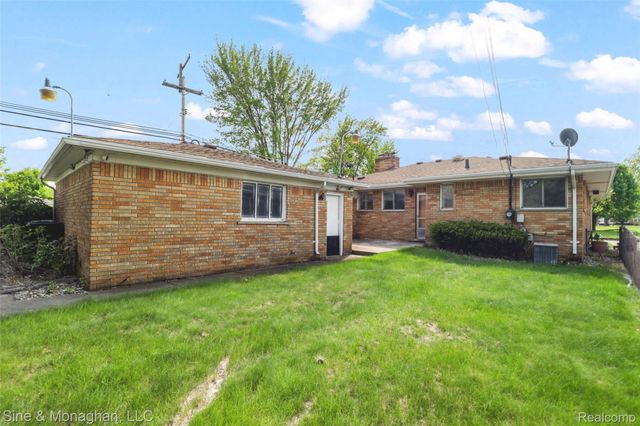 14302 Winston Avenue, Redford Charter Township, MI 48239