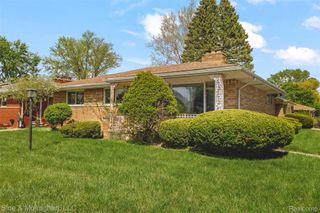 14302 Winston Avenue, Redford Charter Township, MI 48239