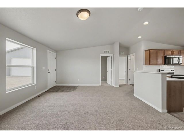 23055 Farmhouse Ct, Calhan, CO 80808