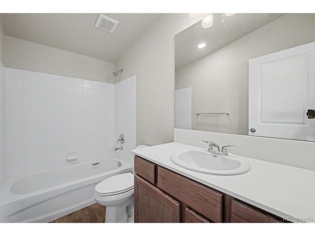 23055 Farmhouse Ct, Calhan, CO 80808