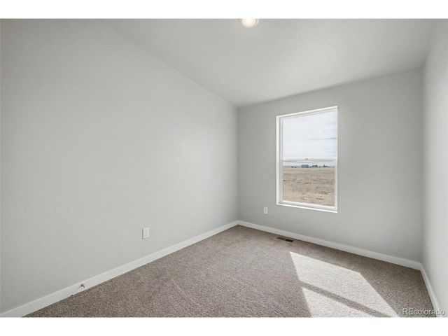 23055 Farmhouse Ct, Calhan, CO 80808