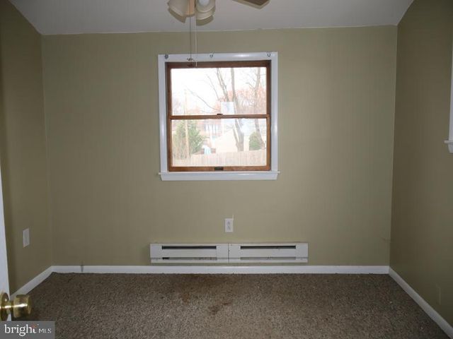 1155 REGINA AVE, Bensalem, PA 19020