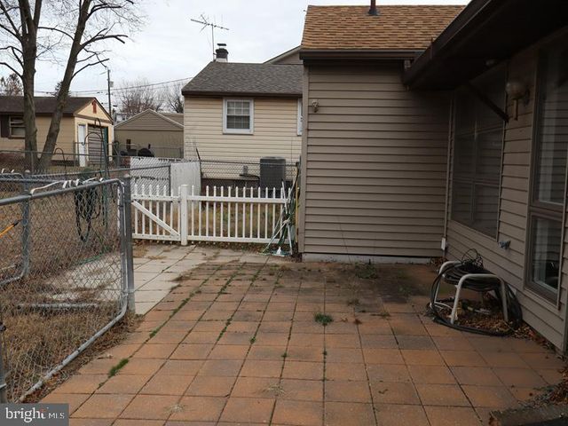 1155 REGINA AVE, Bensalem, PA 19020