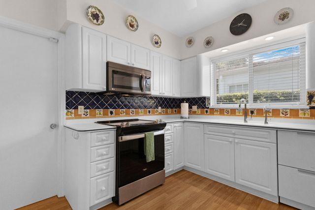 1555 71st Street, Miami Beach, FL 33141