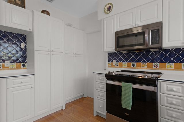 1555 71st Street, Miami Beach, FL 33141