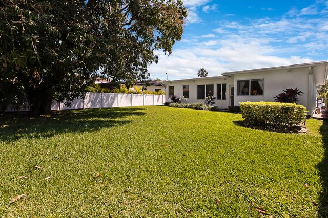 1555 71st Street, Miami Beach, FL 33141