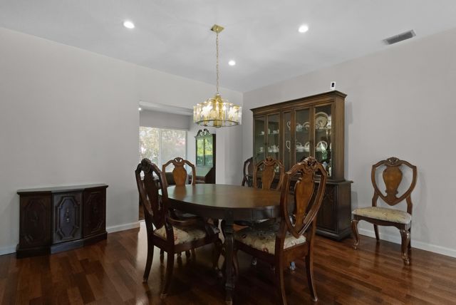 1555 71st Street, Miami Beach, FL 33141