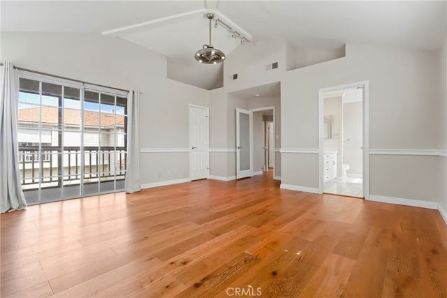 3327 California Avenue, Signal Hill, CA 90755