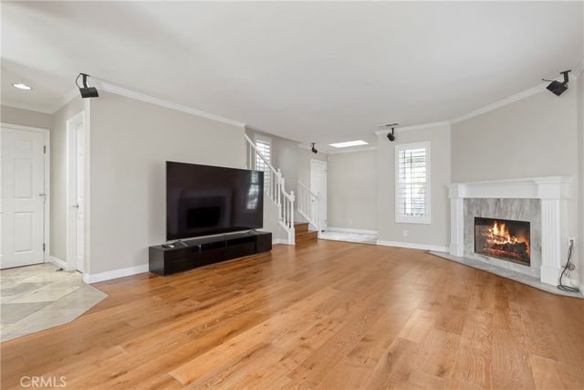 3327 California Avenue, Signal Hill, CA 90755