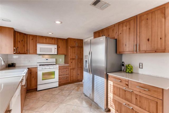 8901 Jesse James DR, Austin, TX 78748