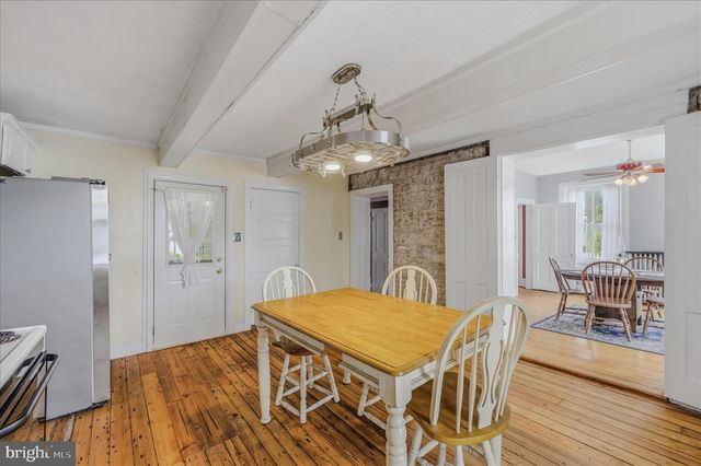 224 PENNSYLVANIA AVE, Martinsburg, WV 25404