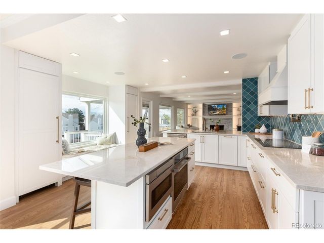 9047 Mountain Laurel Way, Highlands Ranch, CO 80126