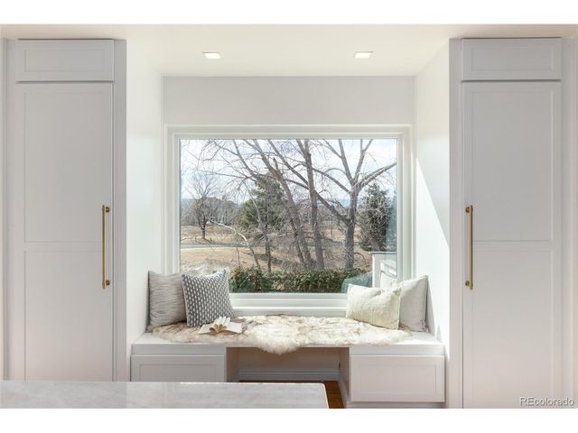 9047 Mountain Laurel Way, Highlands Ranch, CO 80126