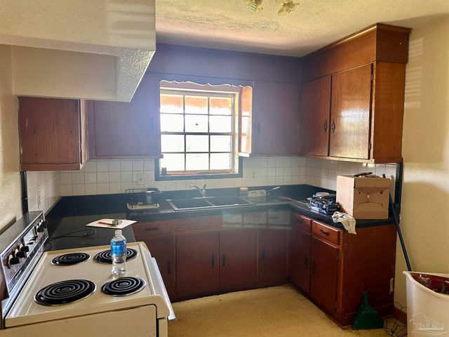2664 Sherrilane, Cantonment, FL 32533