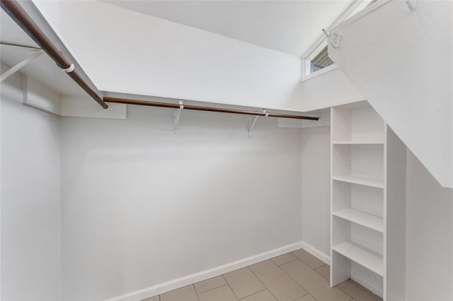 3203 Lazy Pine Lane, La Porte, TX 77571