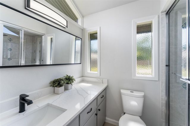 3203 Lazy Pine Lane, La Porte, TX 77571