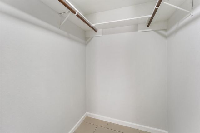 3203 Lazy Pine Lane, La Porte, TX 77571