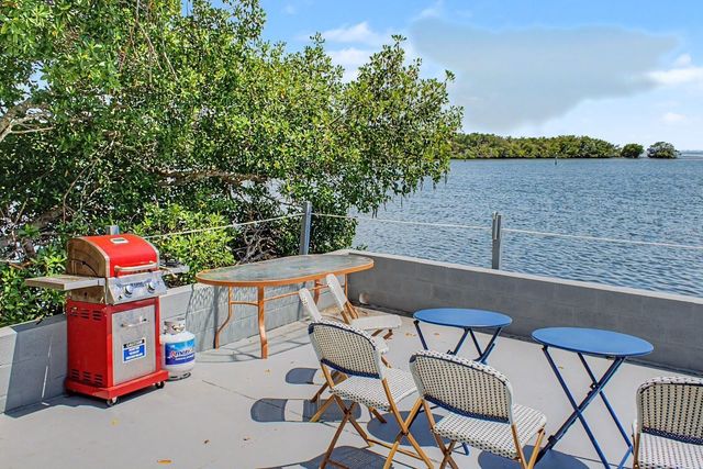 6927 21ST STREET W, Bradenton, FL 34207