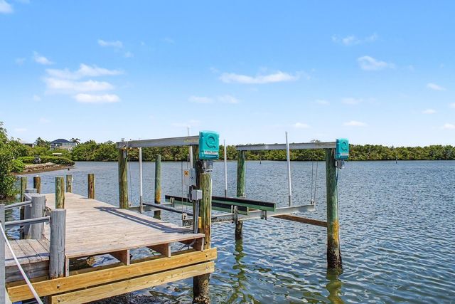 6927 21ST STREET W, Bradenton, FL 34207