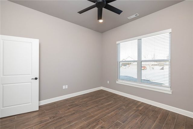5653 Poppy Avenue, Springdale, AR 72762