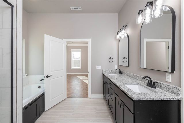 5653 Poppy Avenue, Springdale, AR 72762