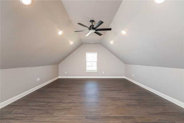 5653 Poppy Avenue, Springdale, AR 72762
