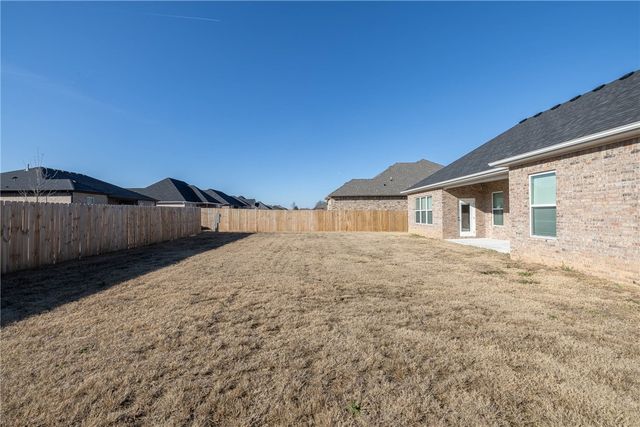 5653 Poppy Avenue, Springdale, AR 72762