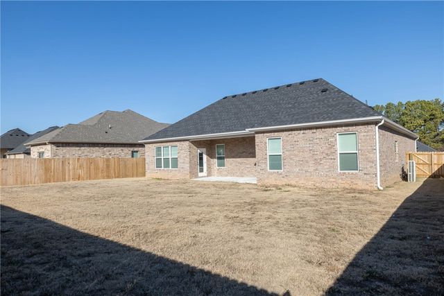 5653 Poppy Avenue, Springdale, AR 72762