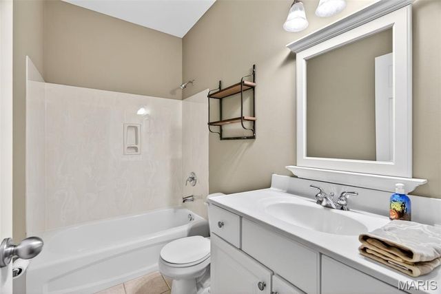 2008 Blossom Bay Court, St Peters, MO 63376
