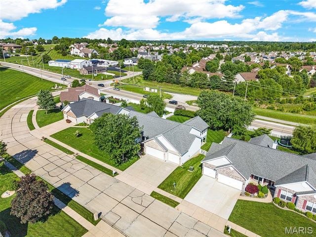 2008 Blossom Bay Court, St Peters, MO 63376