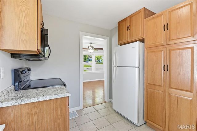 306 Oaklawn Avenue, Warrenton, MO 63383