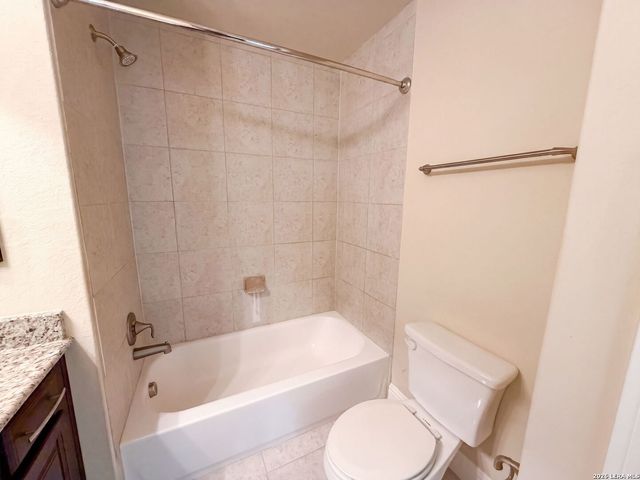 918 Santa Cruz, New Braunfels, TX 78132