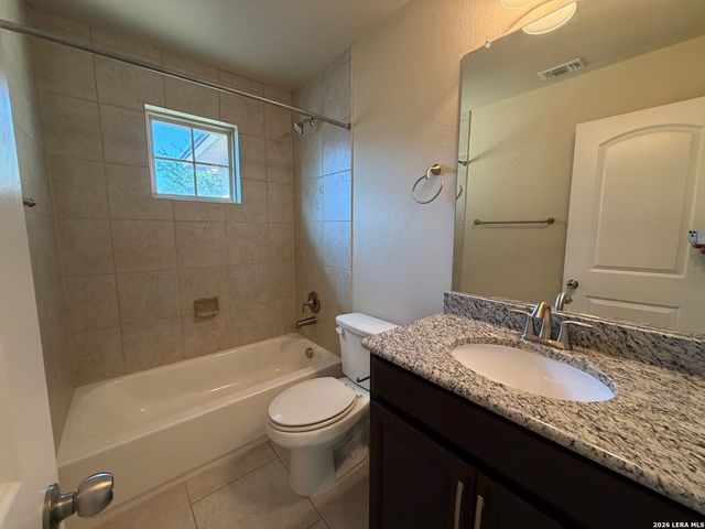 918 Santa Cruz, New Braunfels, TX 78132
