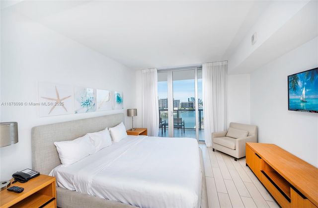 2602 E Hallandale Beach blvd R1607, Hallandale Beach, FL 33009