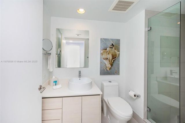 2602 E Hallandale Beach blvd R1607, Hallandale Beach, FL 33009