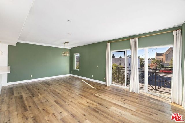 311 S Gramercy Place 303, Los Angeles, CA 90020