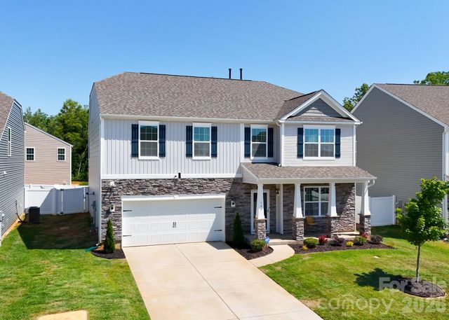149 Giant Oak Avenue, Statesville, NC 28677