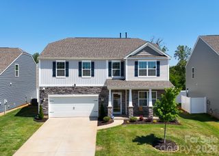 149 Giant Oak Avenue, Statesville, NC 28677