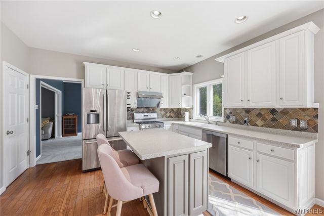 6249 Creekhaven Drive, Clarence, NY 14051