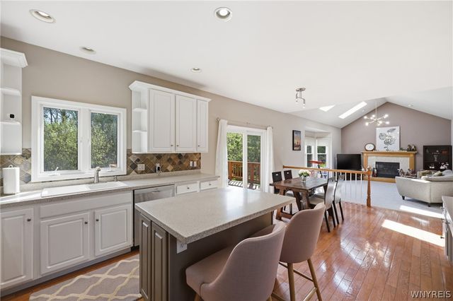 6249 Creekhaven Drive, Clarence, NY 14051