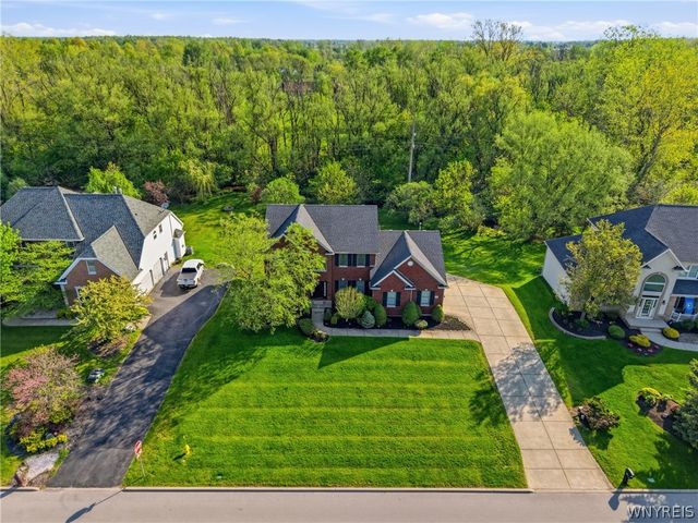 6249 Creekhaven Drive, Clarence, NY 14051