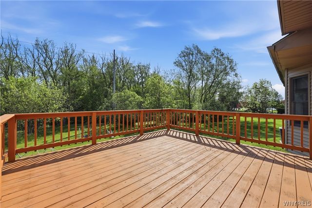6249 Creekhaven Drive, Clarence, NY 14051