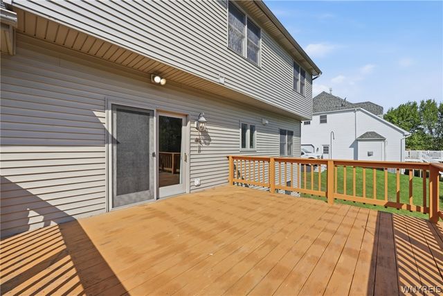 6249 Creekhaven Drive, Clarence, NY 14051