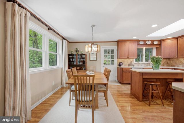 573 BROOKWOOD RD, Wayne, PA 19087