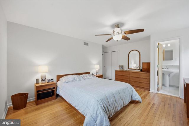 573 BROOKWOOD RD, Wayne, PA 19087