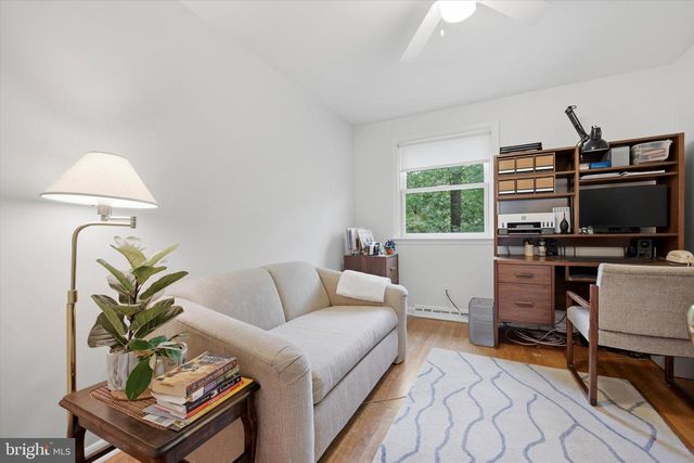 573 BROOKWOOD RD, Wayne, PA 19087