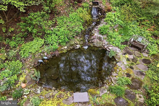 573 BROOKWOOD RD, Wayne, PA 19087